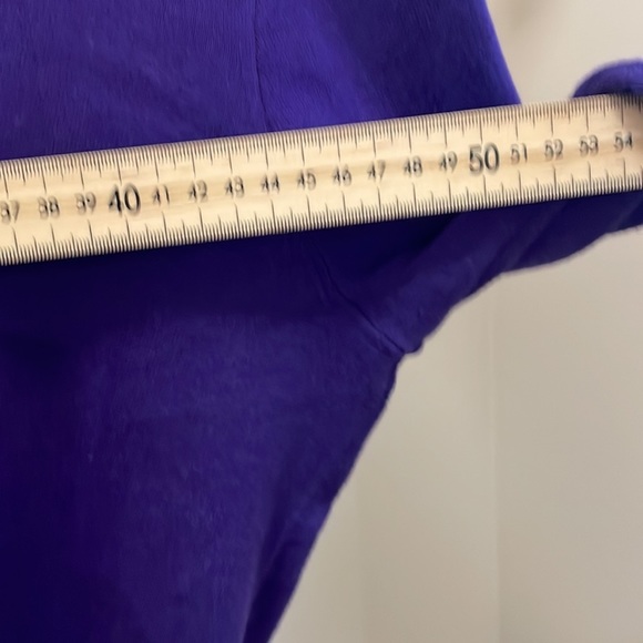 RALPH Lauren - Classic Dark Academia V-Neck 100% Pima Cotton - Purple - Medium - Picture 9 of 10